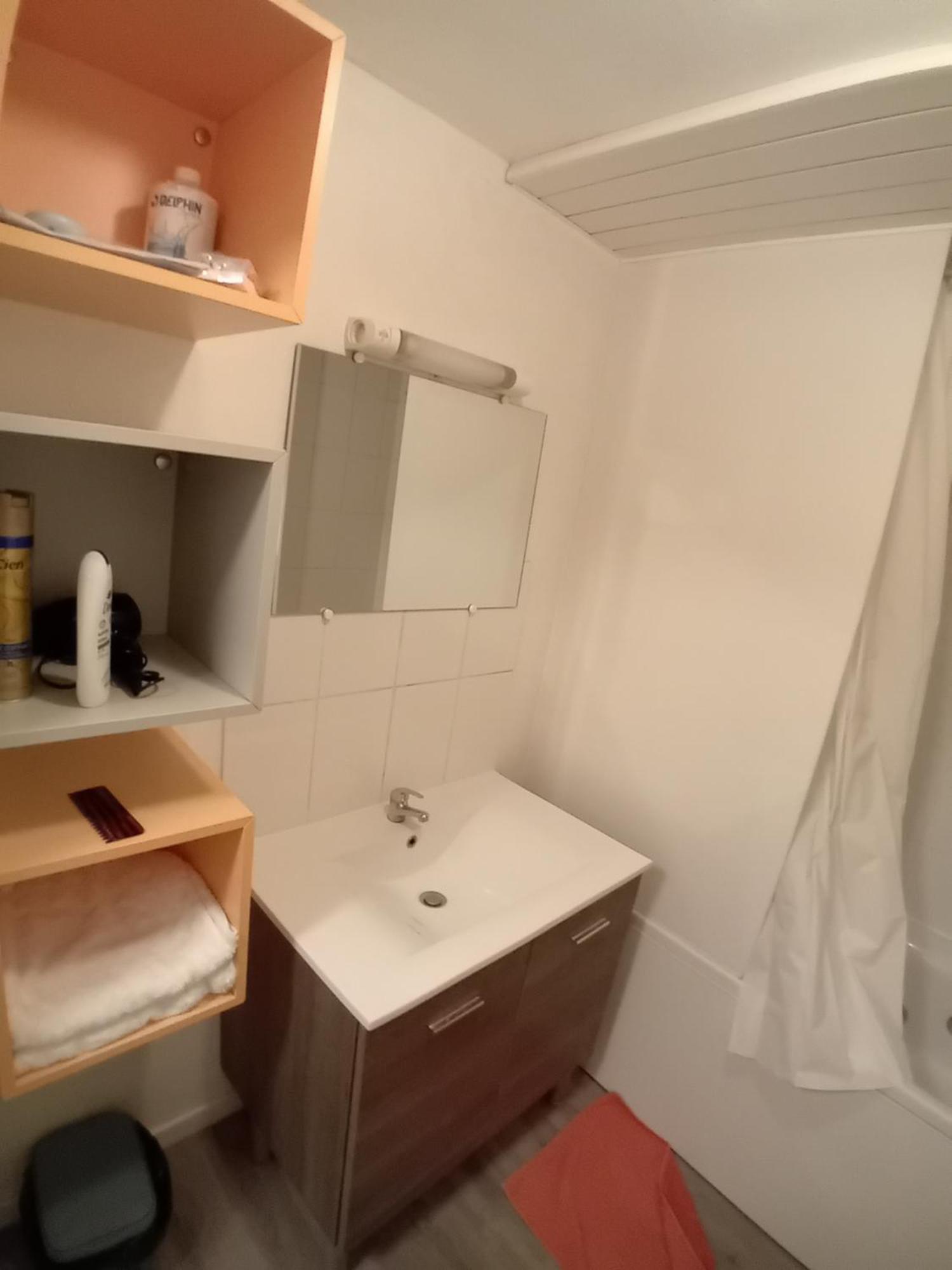 Appart Chartreux Baignoire Massante ,A 3 Minutes Du Centre En Bus! 2 Etoiles Atout France Voiron Εξωτερικό φωτογραφία