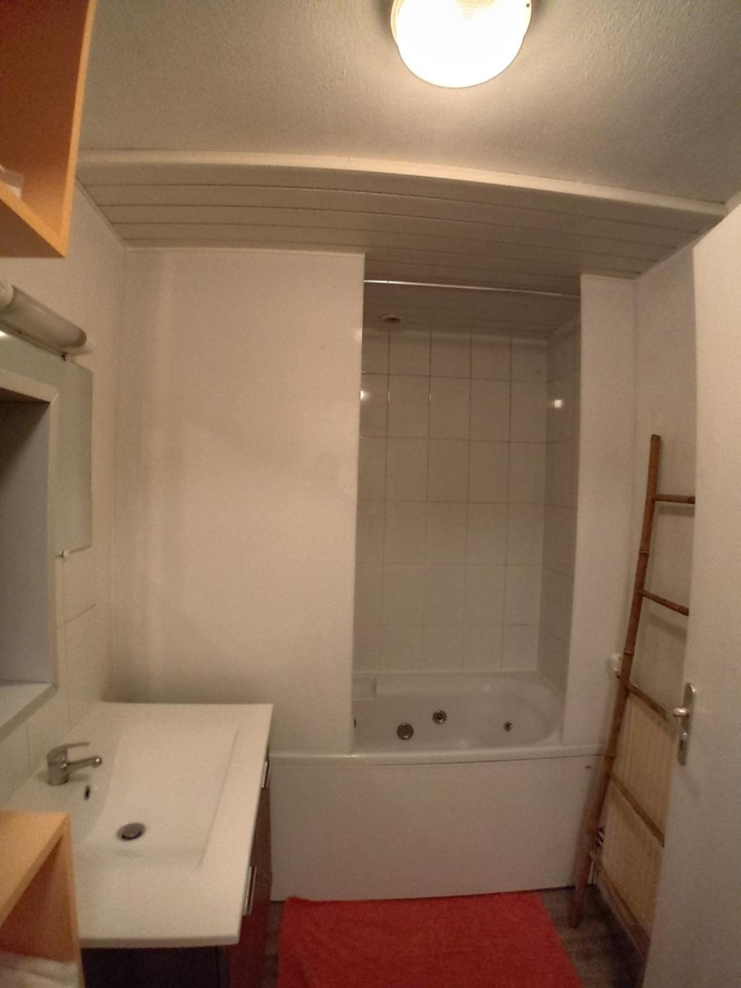 Appart Chartreux Baignoire Massante ,A 3 Minutes Du Centre En Bus! 2 Etoiles Atout France Voiron Εξωτερικό φωτογραφία